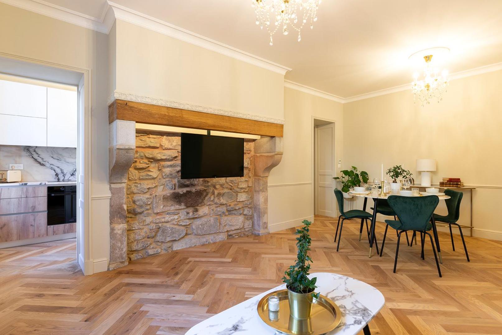 Chateau De Souhy Urcuit Room photo
