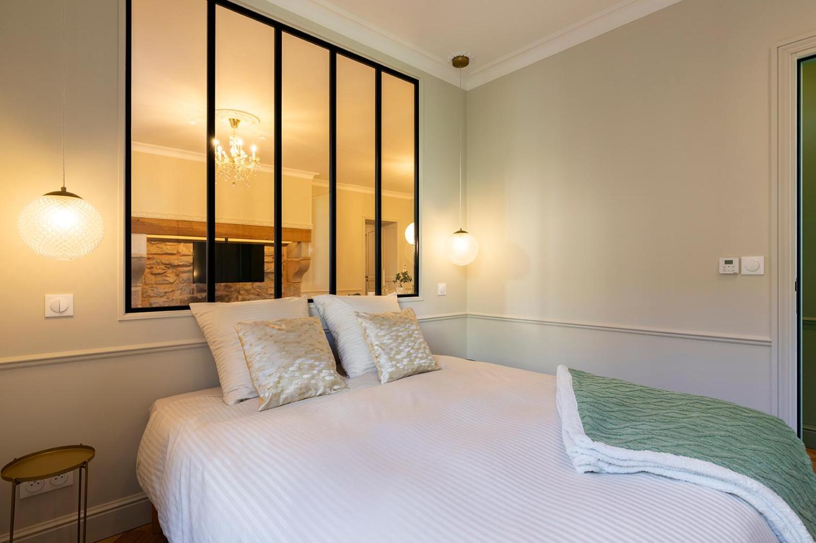 Chateau De Souhy Urcuit Room photo